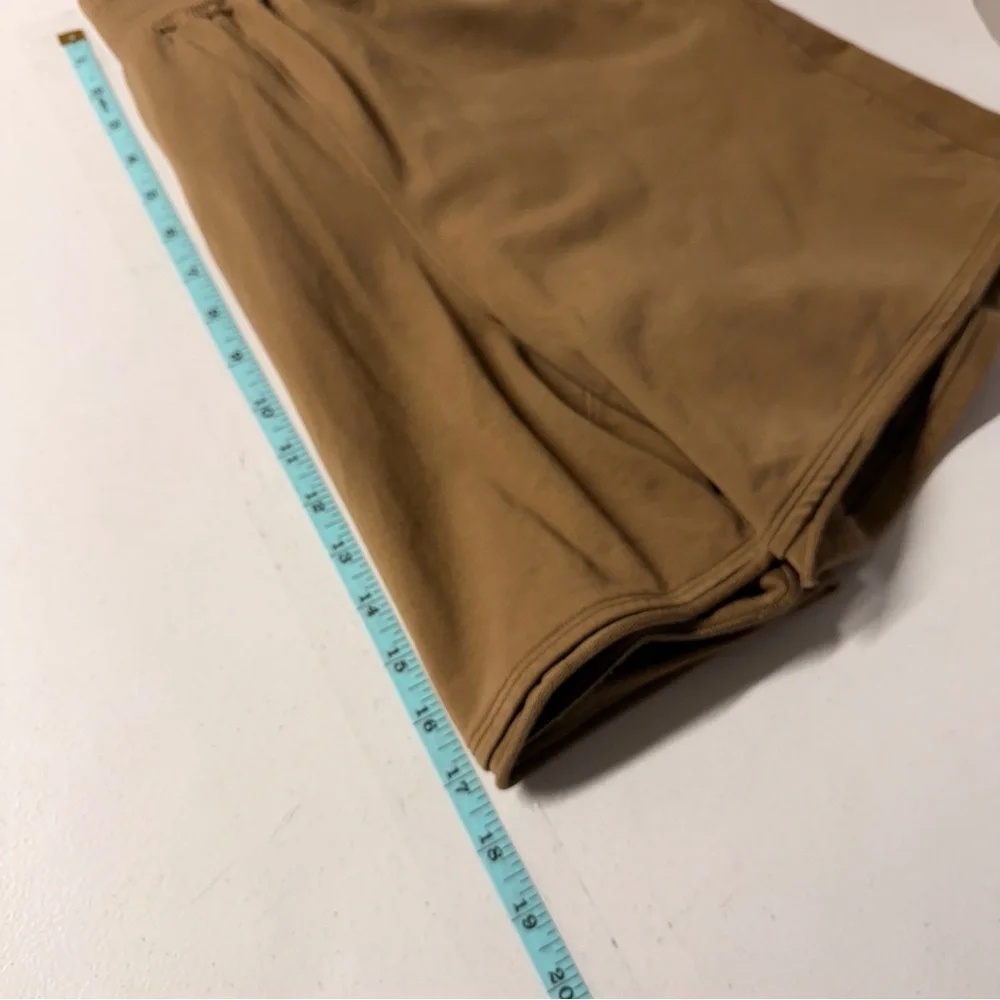 Lululemon LA French Terry HR Long Short Size 4 Cozy Activewear
